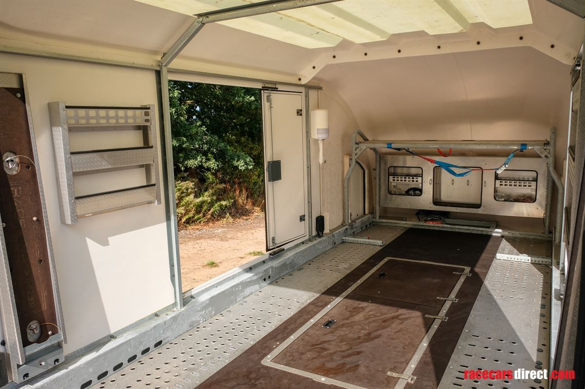 2018-brian-james-rt5-trailer-never-used