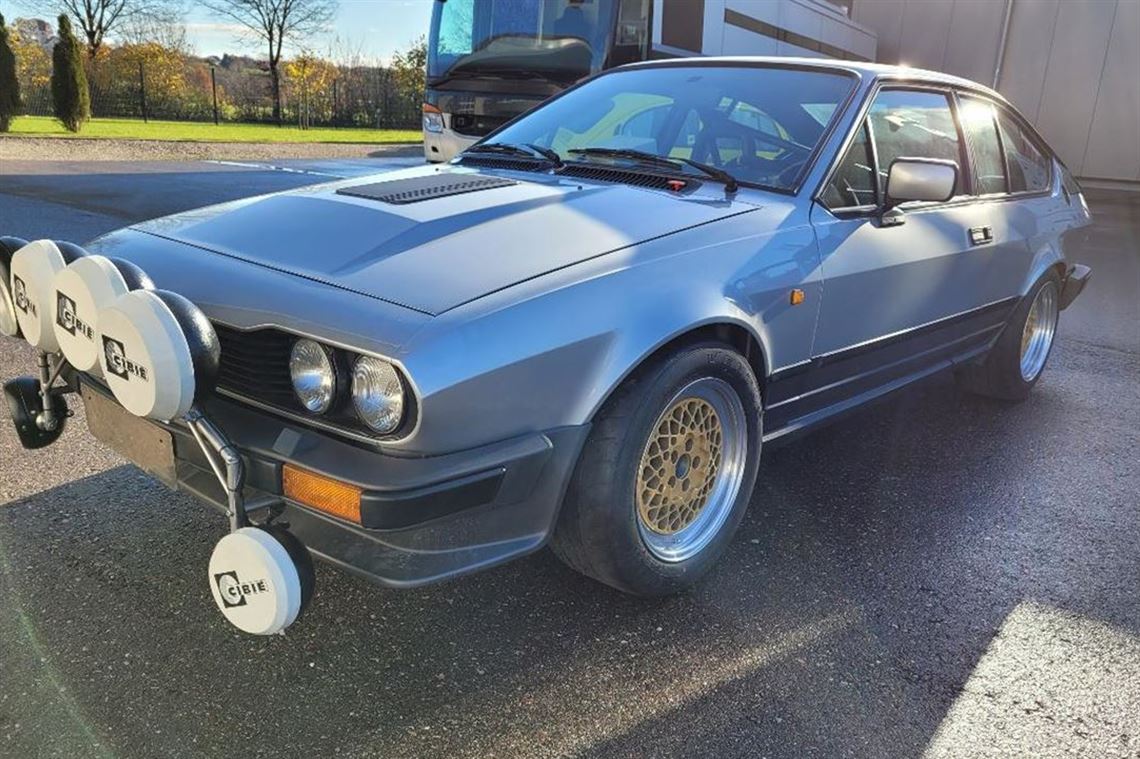 alfa-romeo-gtv-6-rallye-classic-2800ccm