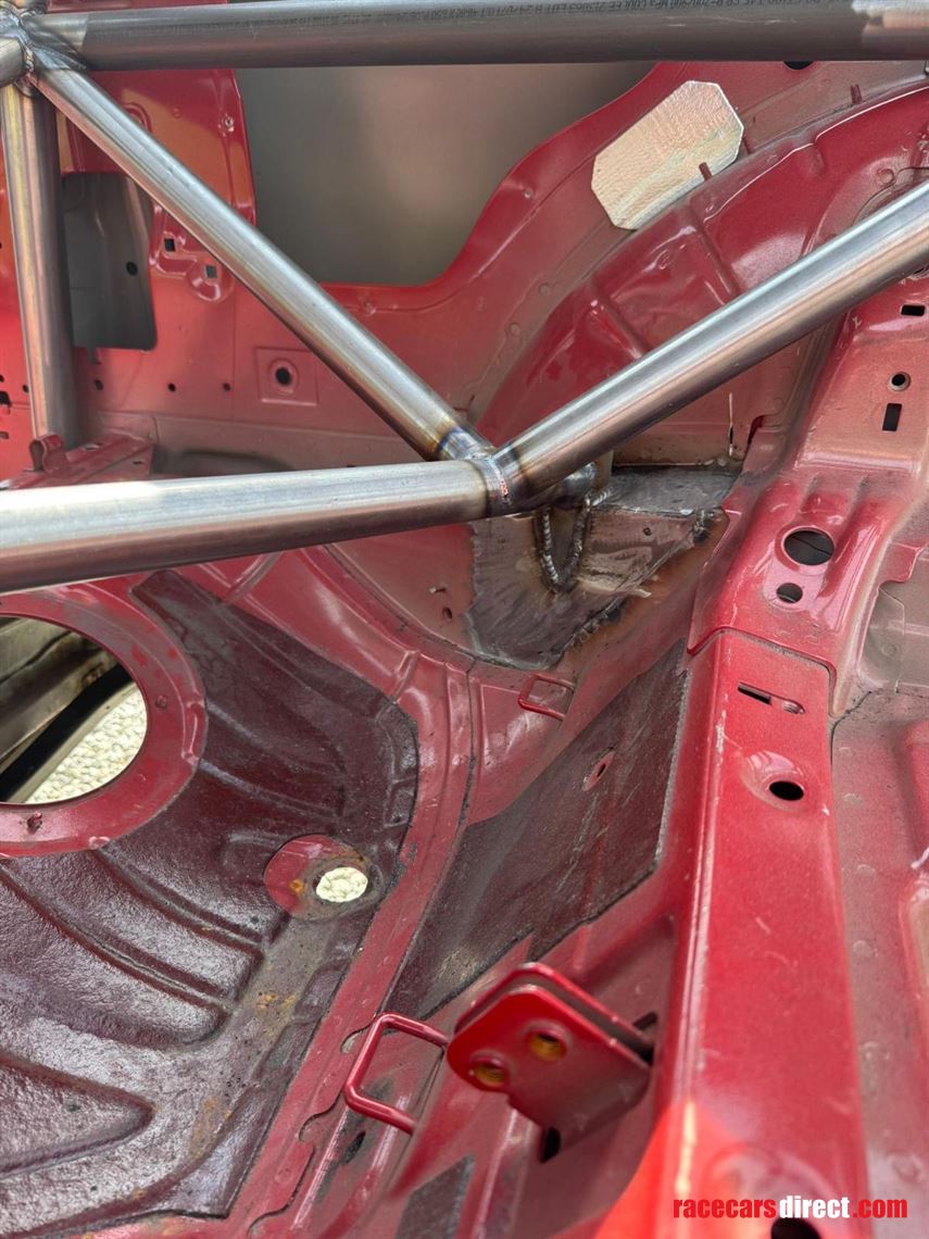 2007-bmw-e92-m3-shell-with-2025-custom-cages