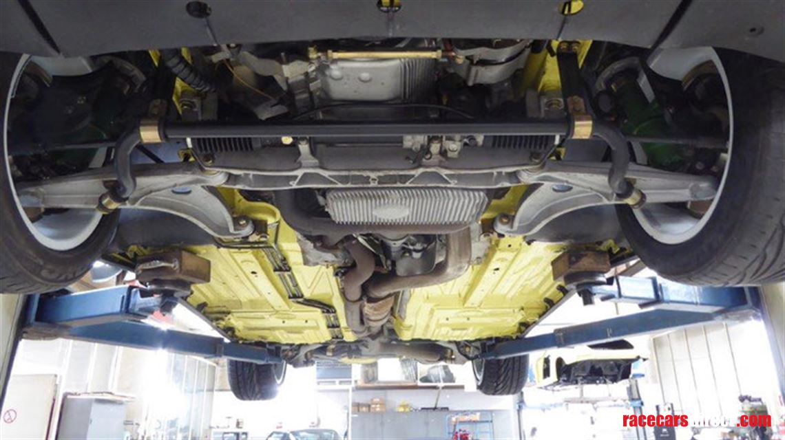 porsche-944-turbo-cup