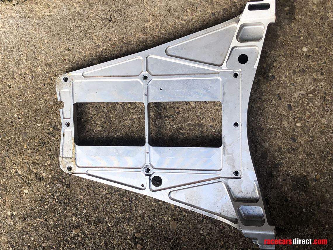 dallara-engine-top-plate