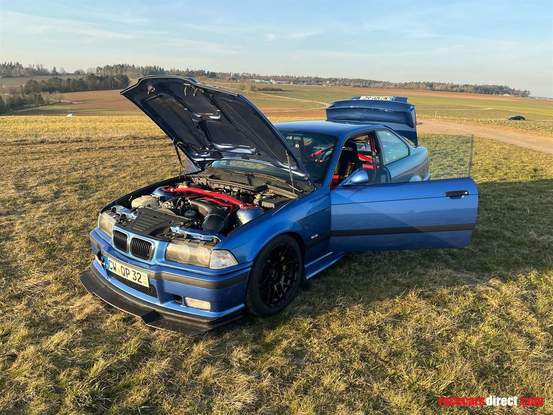 bmw-m3-e36-32l-coupe-s50b32