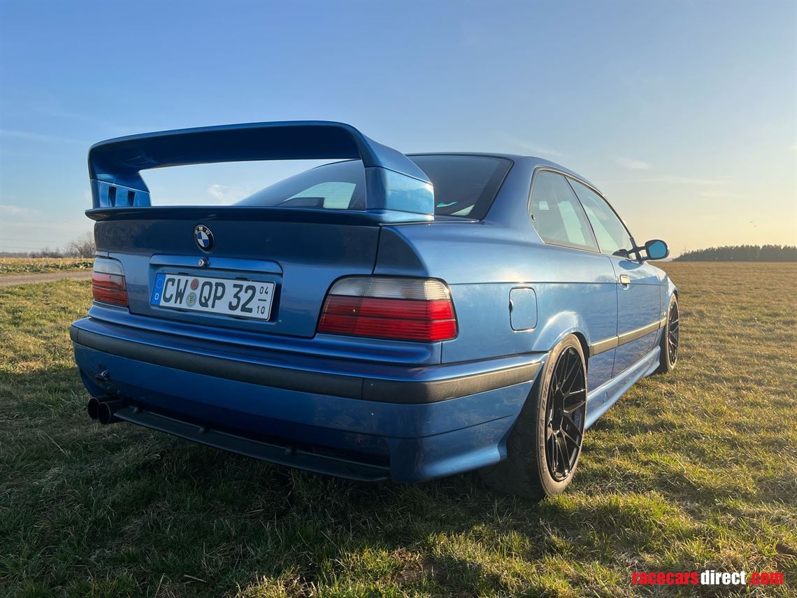 bmw-m3-e36-32l-coupe-s50b32