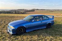 bmw-m3-e36-32l-coupe-s50b32