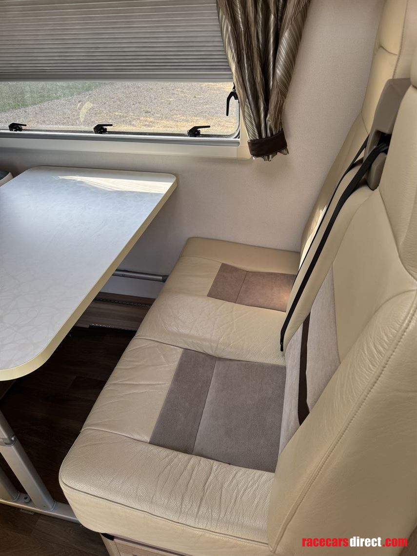 swift-kontiki-649-black-edition-motorhome