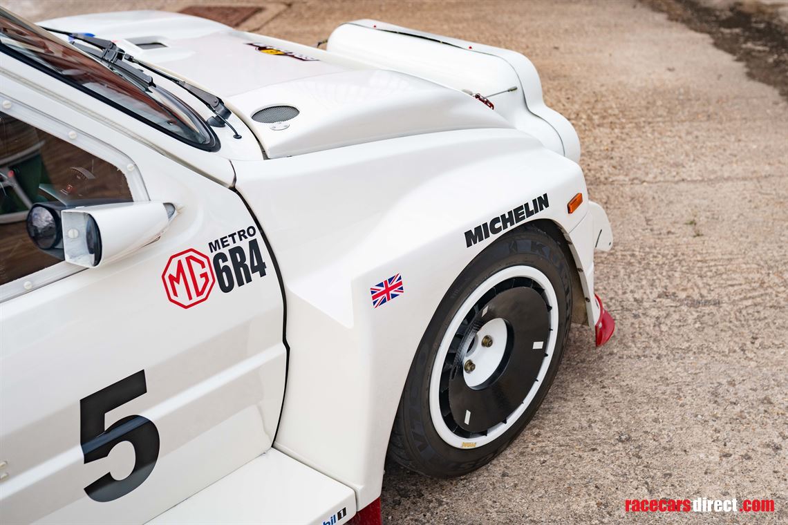 metro-6r4---international-spec