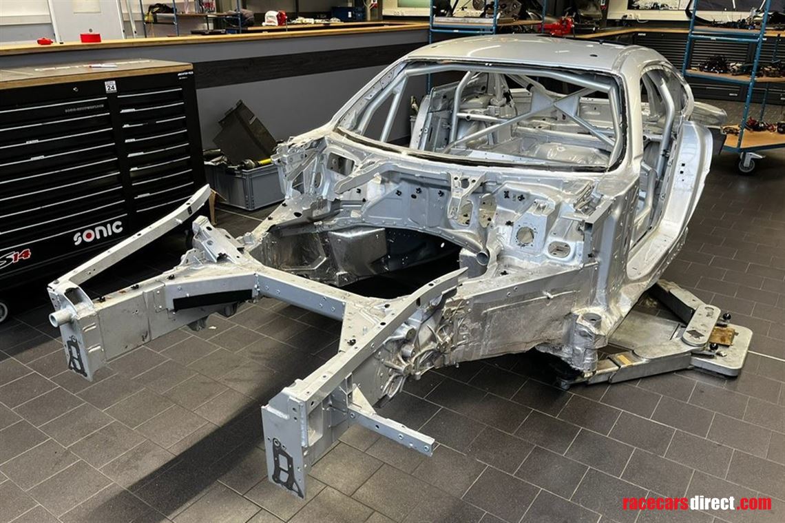 mercedes-amg-gt3-evo-chassis