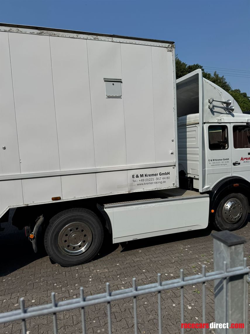historic-mercedes-benz-race-truck---kremer-ra