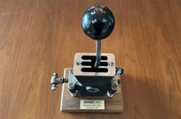 ferrari-daytona-gear-selector-display