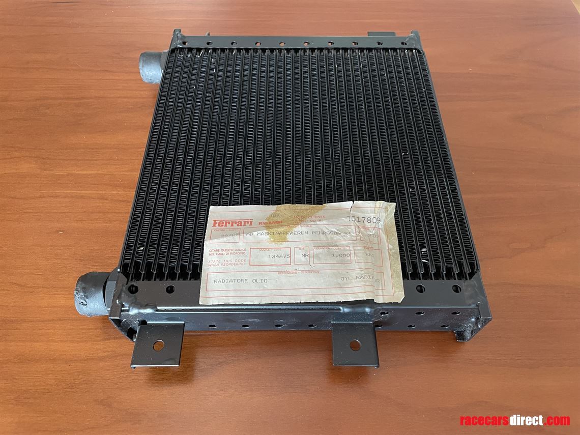 Racecarsdirect.com - Ferrari F40 Radiator