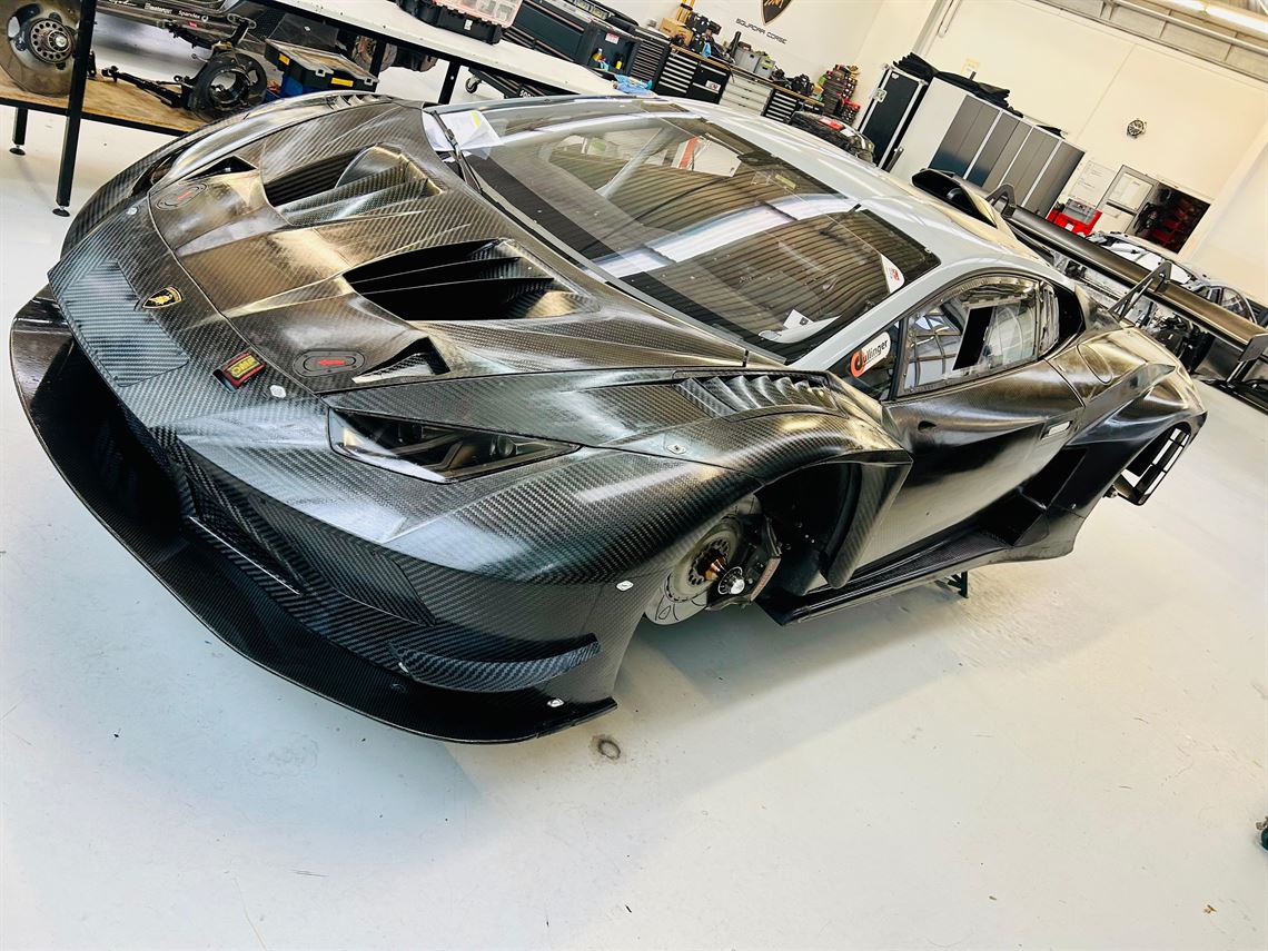 2023-original-lamborghini-huracan-gt3-evo2