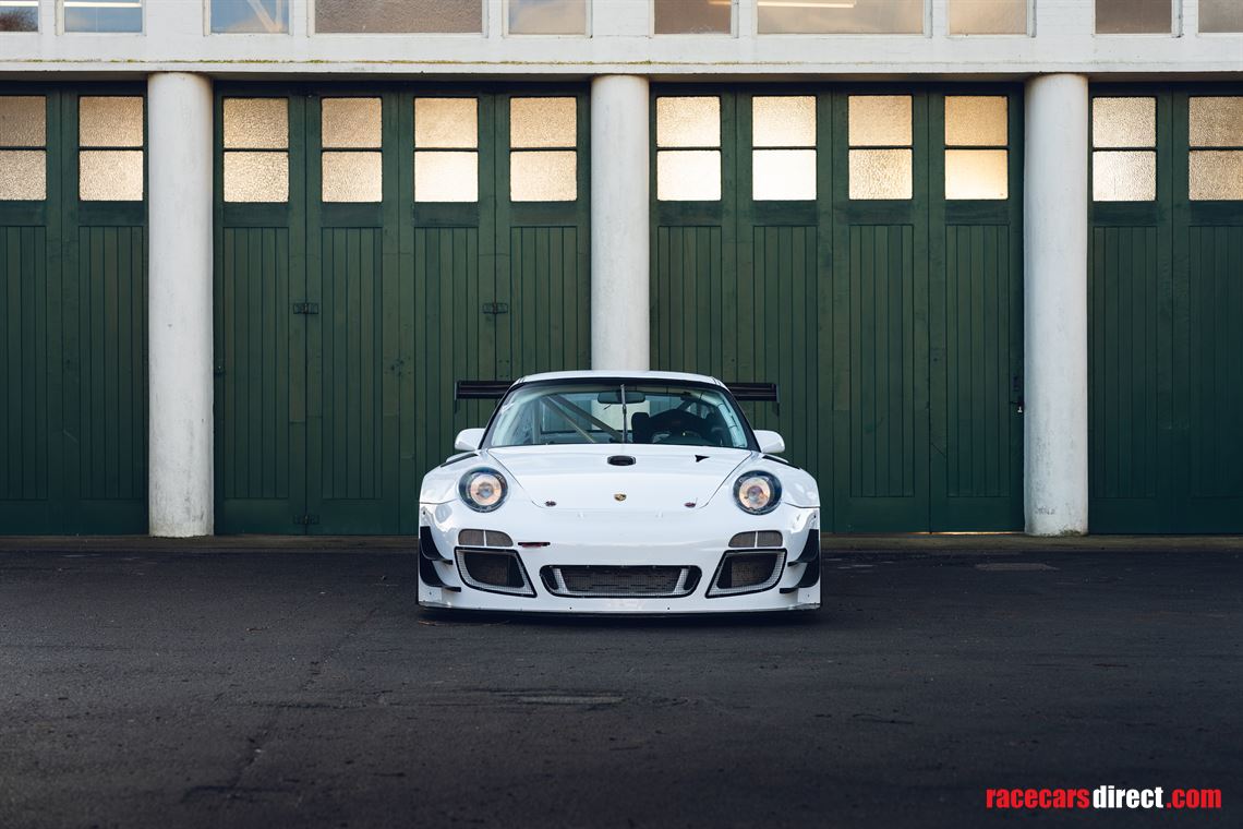 2012-porsche-911-gt3-r-evo