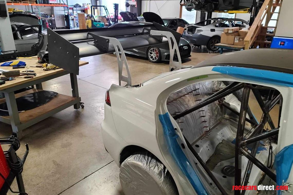 2010-mitsubishi-evo-x-time-attack-car