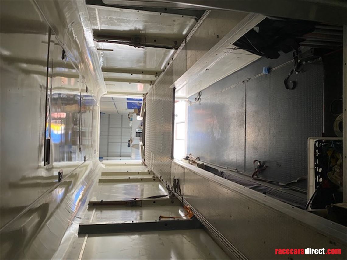 2010-scania-r400-4x2-and-race-trailer-for-sal