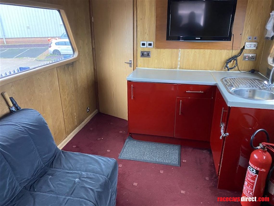 2010-scania-r400-4x2-and-race-trailer-for-sal