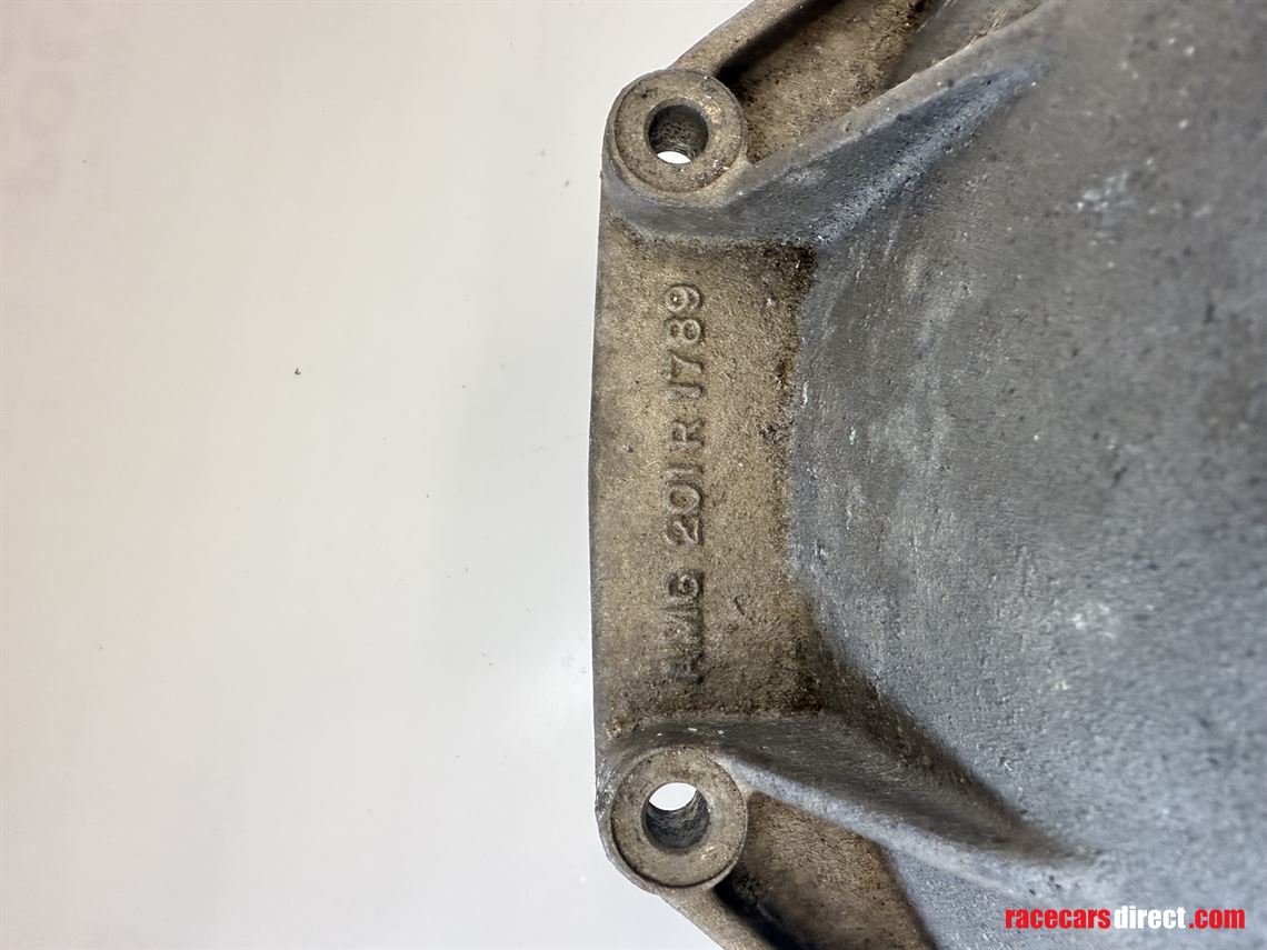 mercedes-amg-magnesium-bellhouse-for-16v-25l