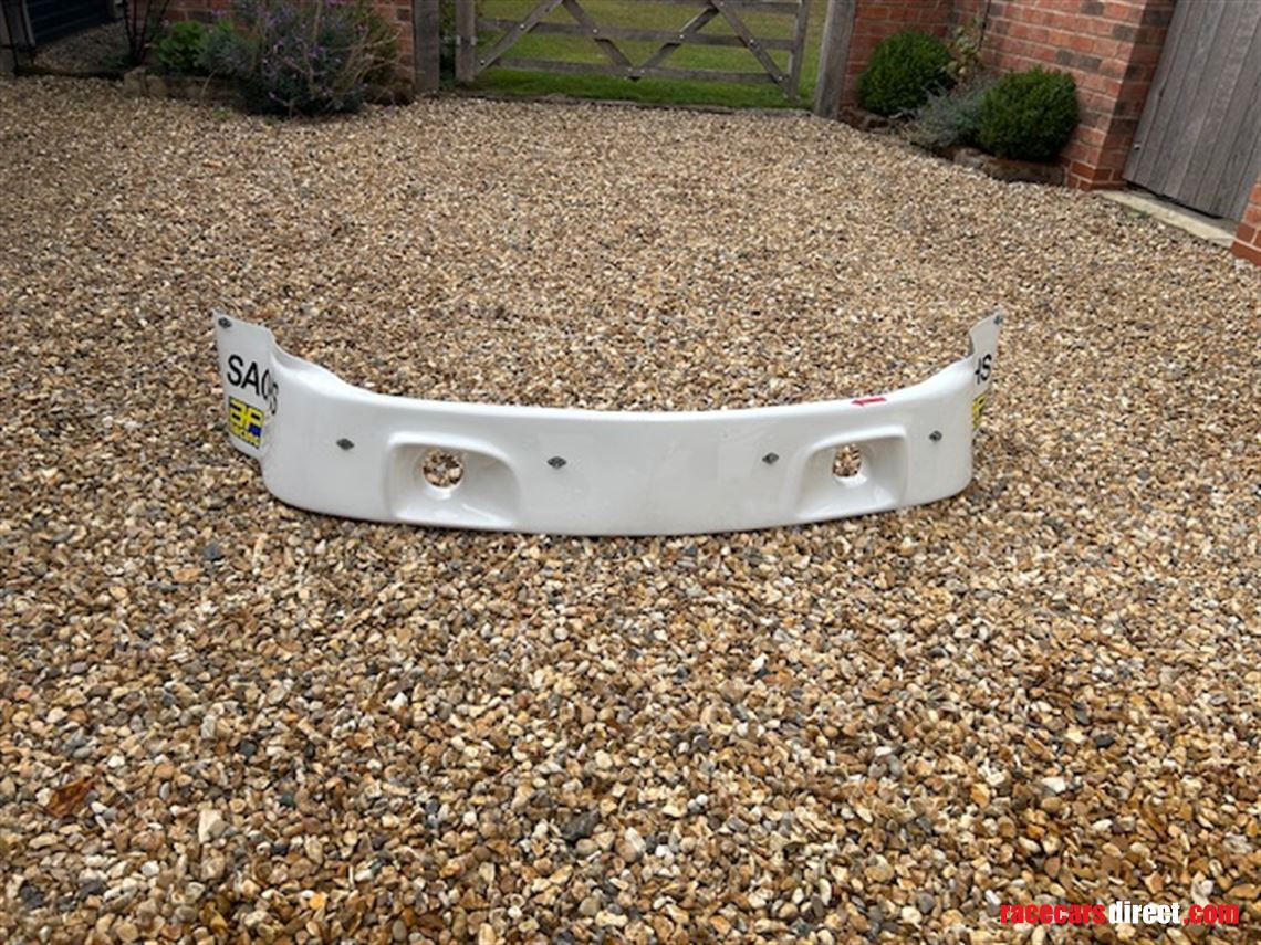 bmw-e9-csl-race-panels