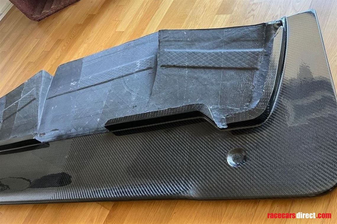 carbon-front-splitter-radical-rs