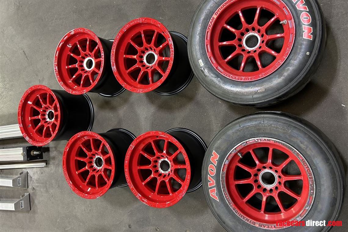 Racecarsdirect.com - Multiple sets of oz racing formula 3 wheels and tires
