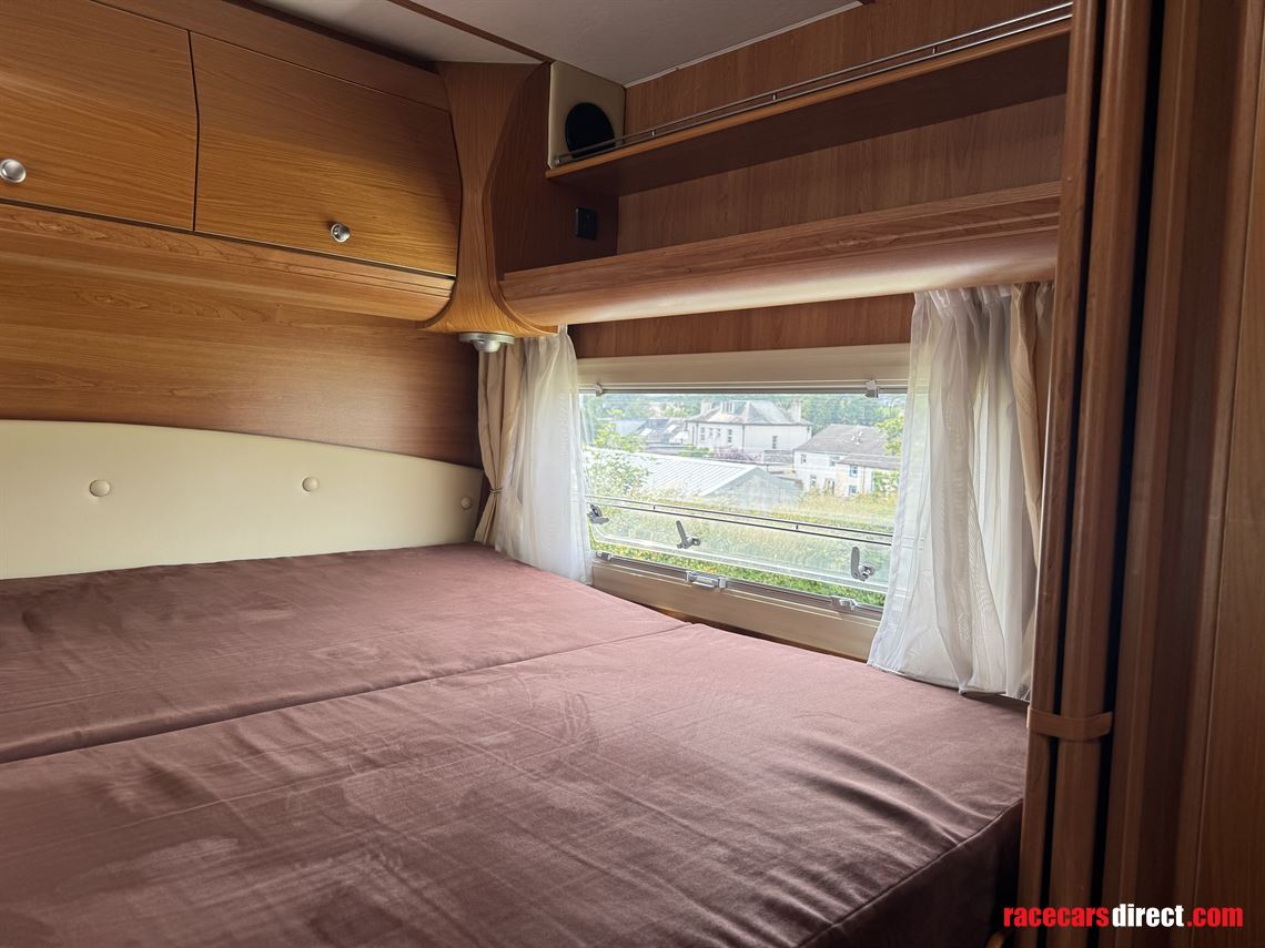 dethleffs-9800-xxl-motorhome