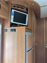 dethleffs-9800-xxl-motorhome