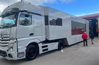 stunning-hospitality-unit