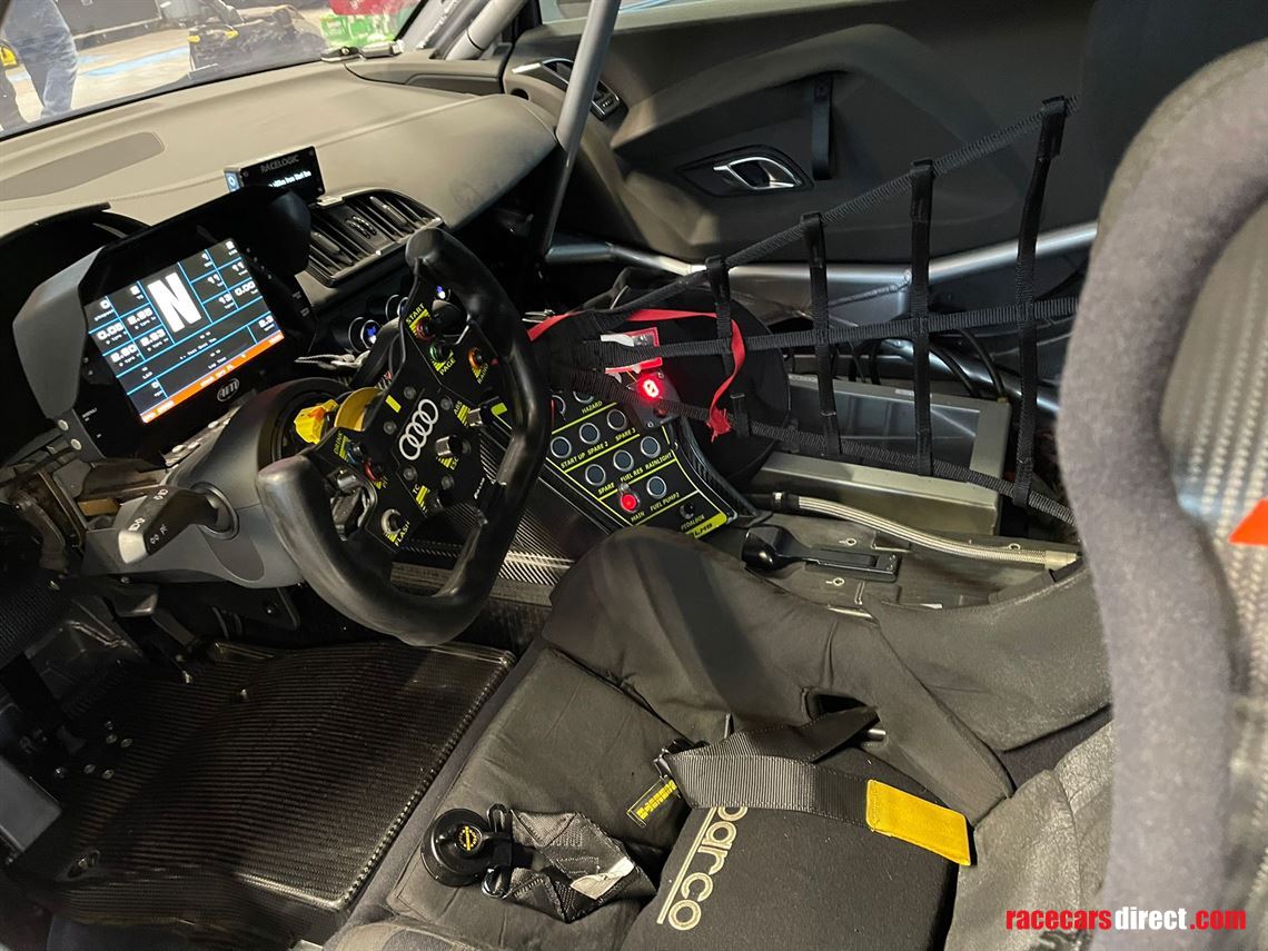 2022-audi-sport-r8-gt4-lms-evo-2-only-9000-km