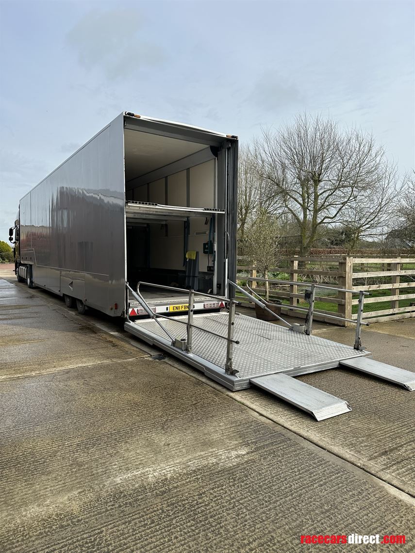 curioz-5-car-race-trailer