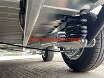 debon-c2000-55-x-22m-enclosed-car-transporter