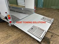 new-debon-c1000-5-x-2m-enclosed-car-transport