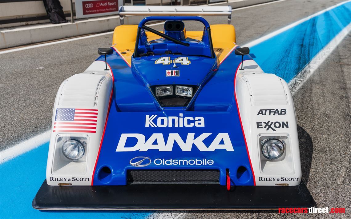 1996-riley-scott-mkiii