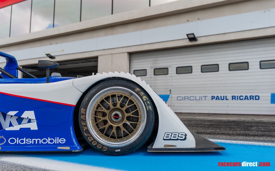 1996-riley-scott-mkiii