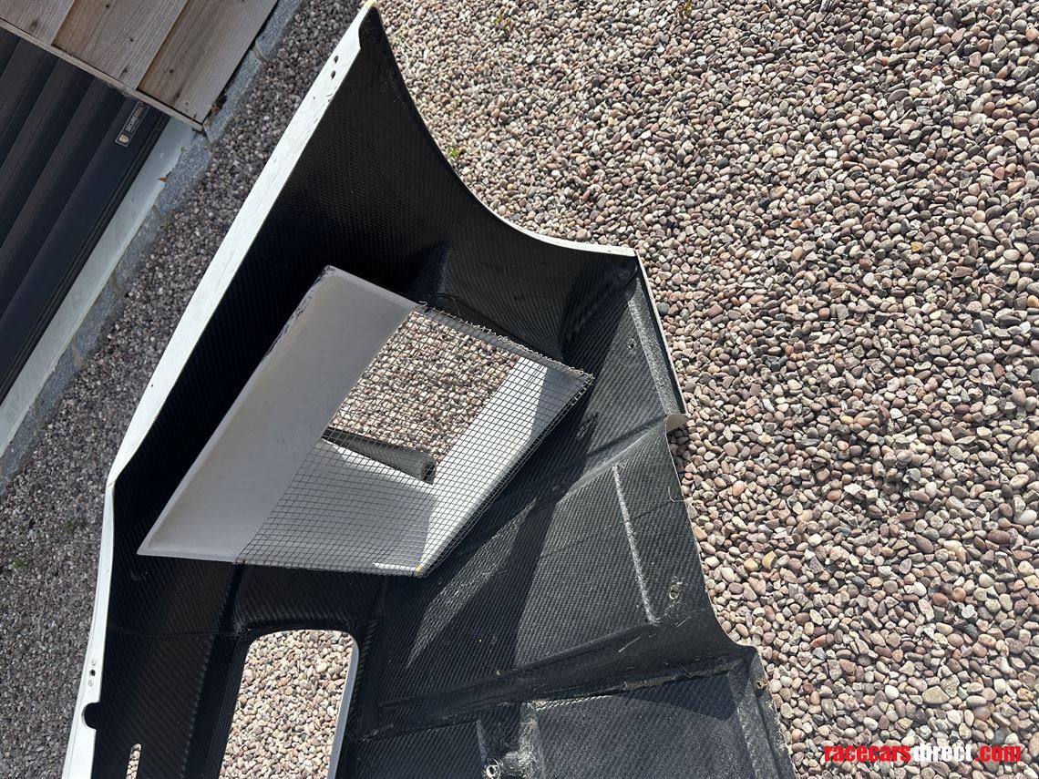 nos-porsche-996-gt3rs-front-bumper-lemans-spe