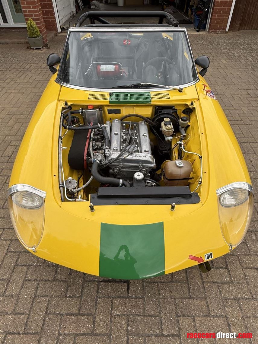 1971-alfa-spider-veloce-2000-race-car
