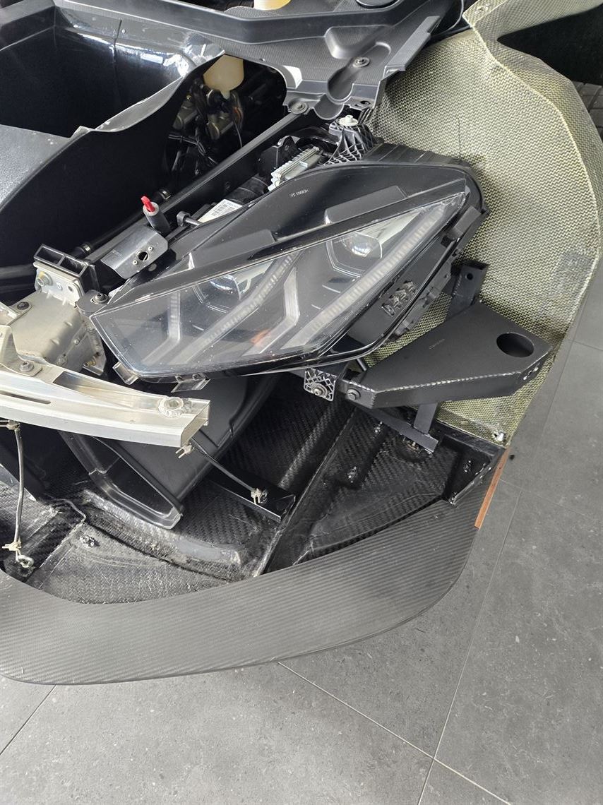 lamborghini-huracan-super-trofeo-2016-low-mil