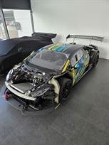 lamborghini-huracan-super-trofeo-2016-low-mil