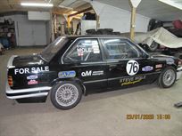bmw-e30-316i-race-car