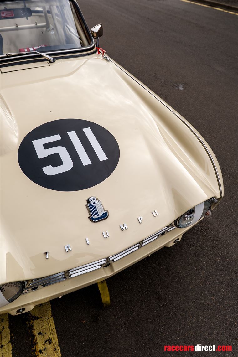 1964-triumph-tr4-race-car