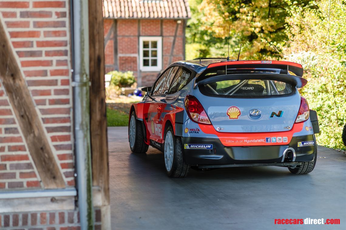 2015-hyundai-i20-wrc