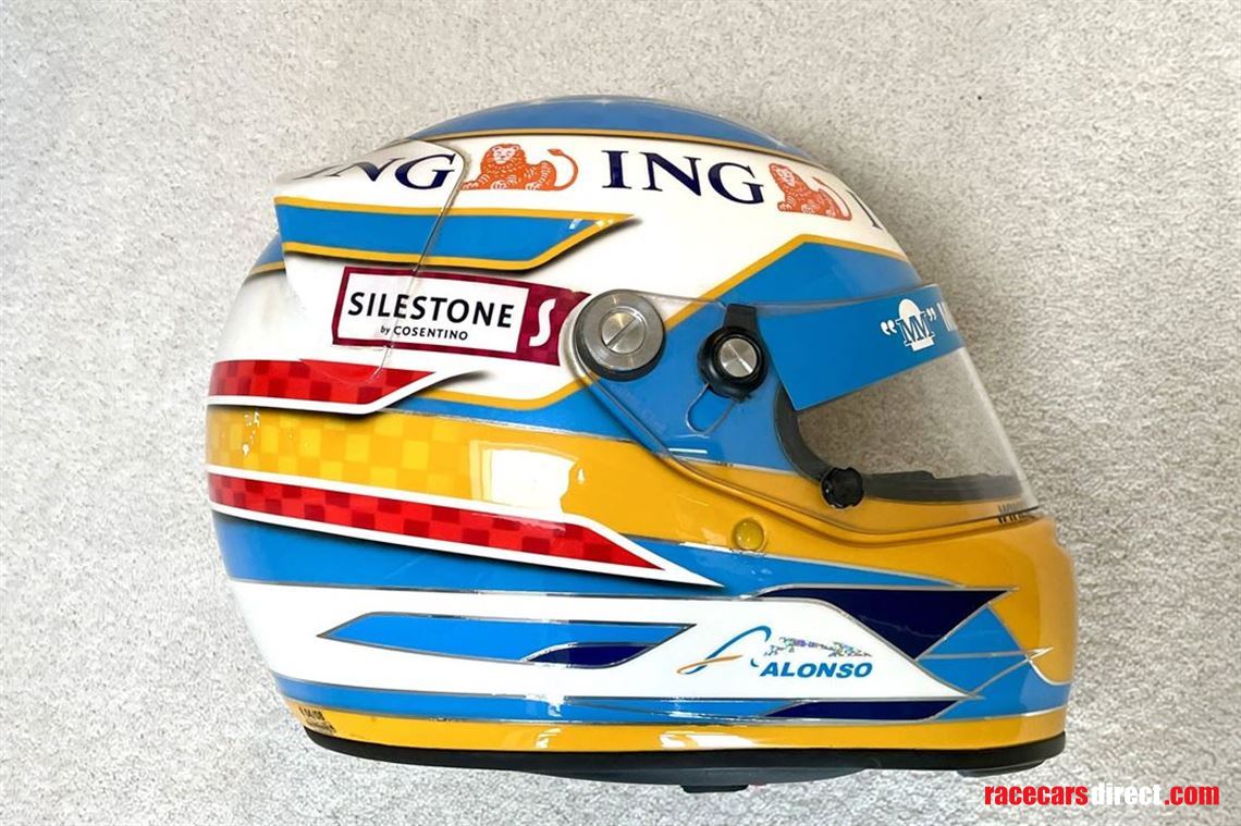 fernando-alonso-2008-arai-renault-team-helmet