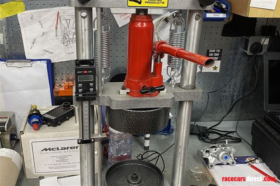 Racecarsdirect.com - Longacre spring tester