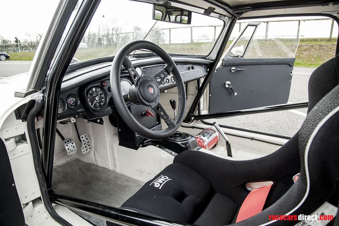 1965-mg-b-roadster-fia-race-car