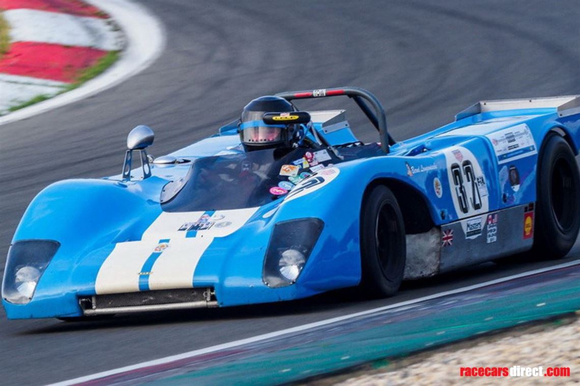 lola-t212