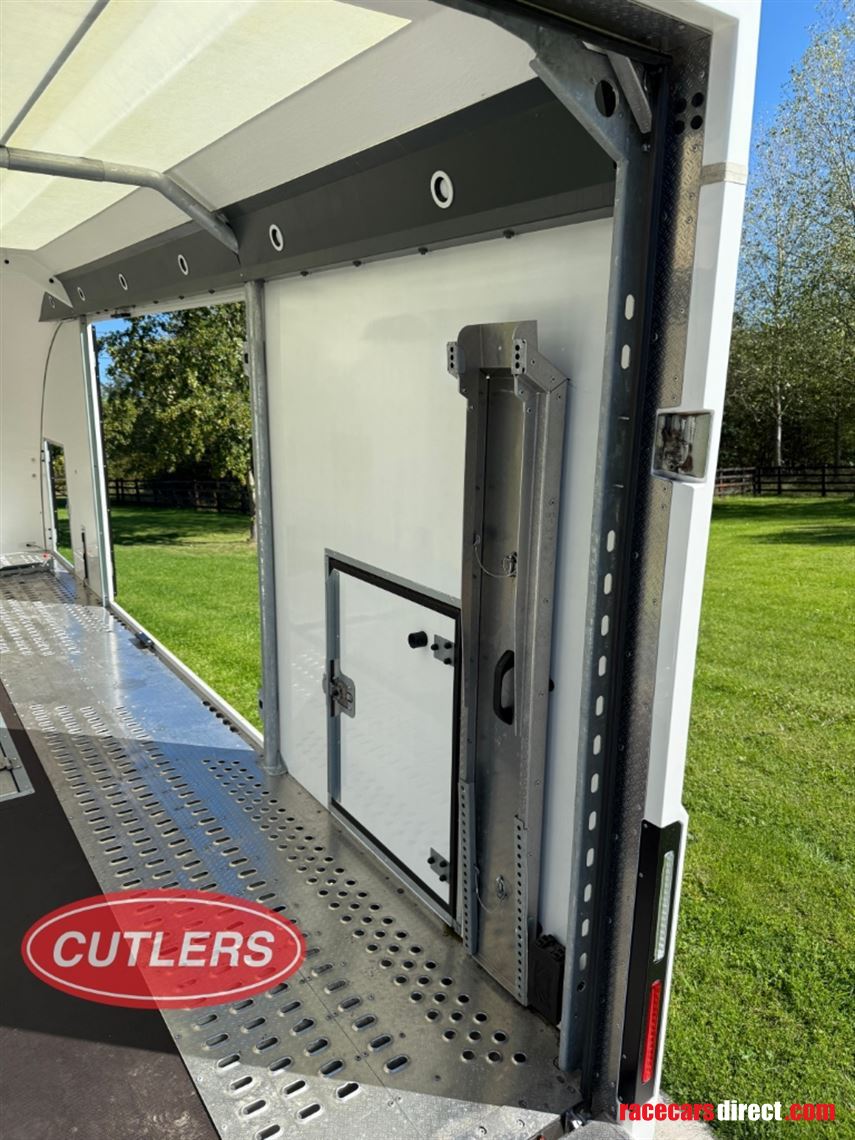 brian-james-race-transporter-6-rt6