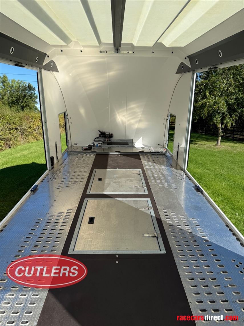 brian-james-race-transporter-6-rt6