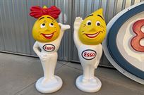 2-esso-figures-man-and-women