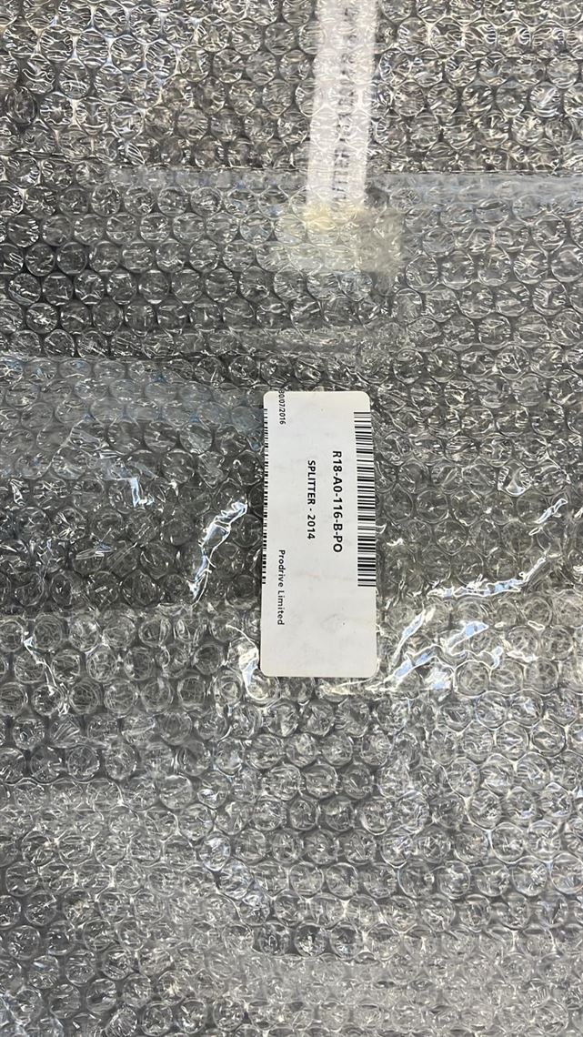 aston-martin-vantage-v12-gt3-diverse-spare-pa