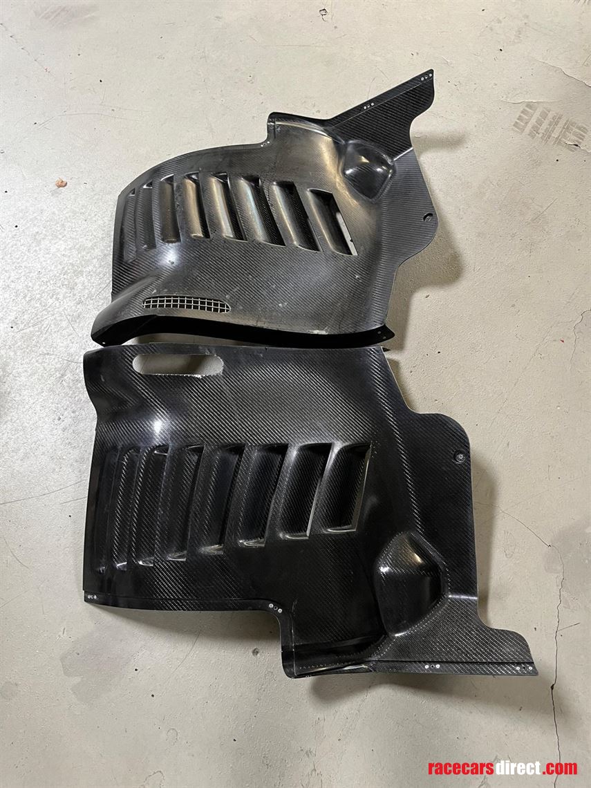 aston-martin-vantage-v12-gt3-divers-spare-par