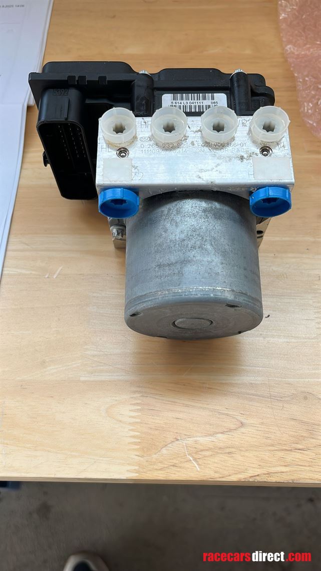 aston-martin-vantage-v12-gt3-divers-spare-par