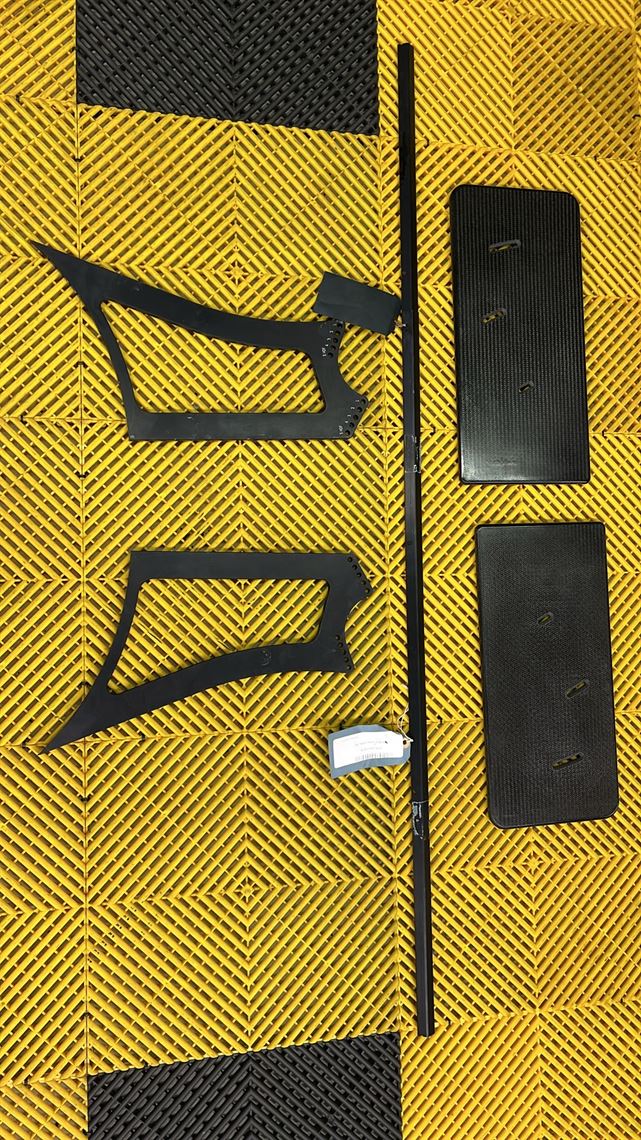 aston-martin-vantage-v12-gt3-divers-spare-par